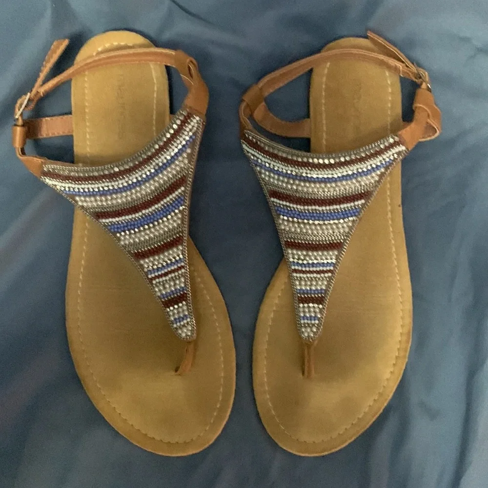 Sandals - Picture 1 of 4